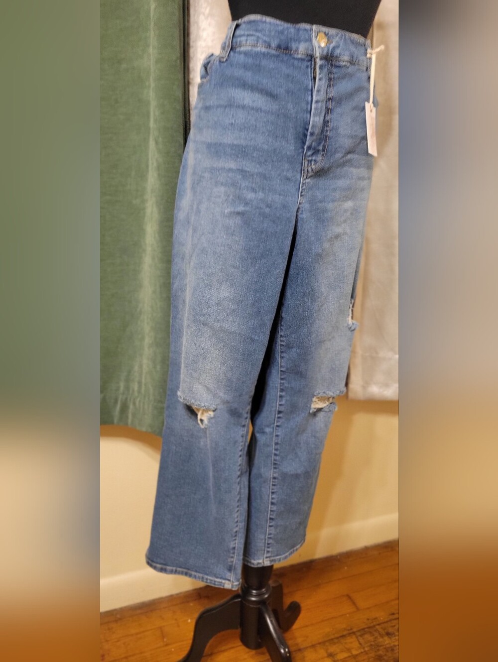 Jessica Simpson Distressed Cropped Wide-Leg Jeans - Medium Blue
